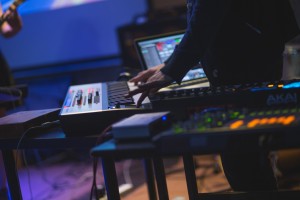 אלקטרוני דיגיטל ברק טכנולוגי מחשבים 3.jpg