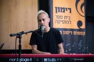 יום כתיבה והלחנת שירים 2025 בקמפוס רימון בעכו