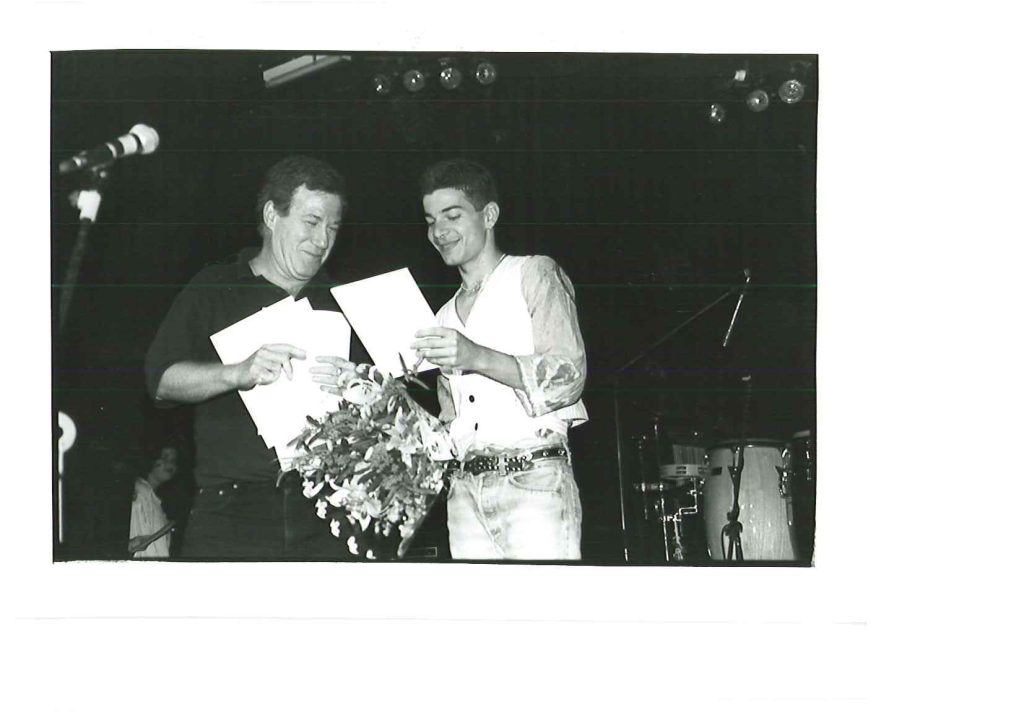 אהוד מנור מעניק מקום ראשון לליאור אלבו גמר, שירימון 1993