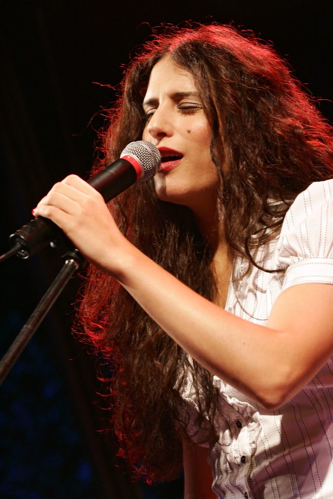 מירי מסיקה במופע 20 שנה לרימון, 2005