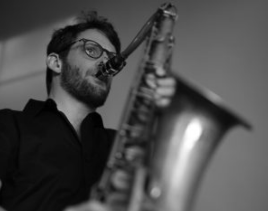 12/11 | In Person - סדרת מפגשים עם גדולי הג׳אזיסטים הישראלים- אסף יוריה